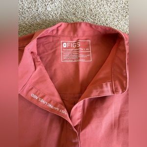 Figs Rafaela scrub top.